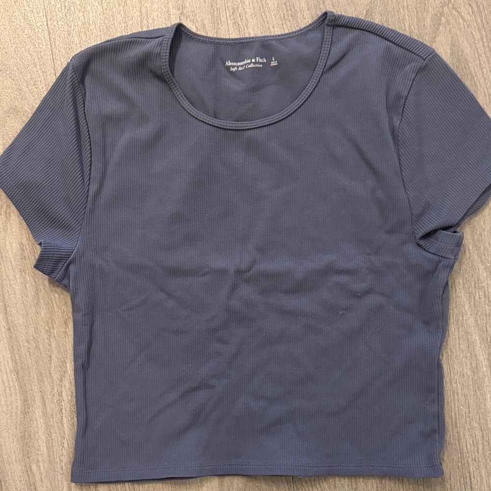 Abercrombie & Fitch Women's Athletic Short Sleeve Tee